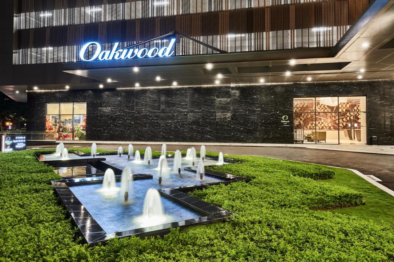 Oakwood Residence Saigon Хошимин Екстериор снимка
