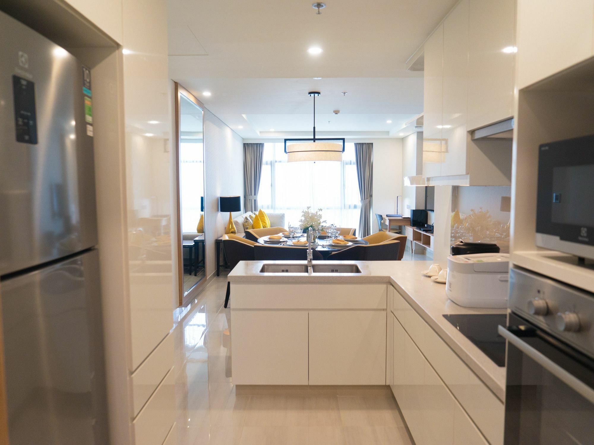 Oakwood Residence Saigon Хошимин Екстериор снимка